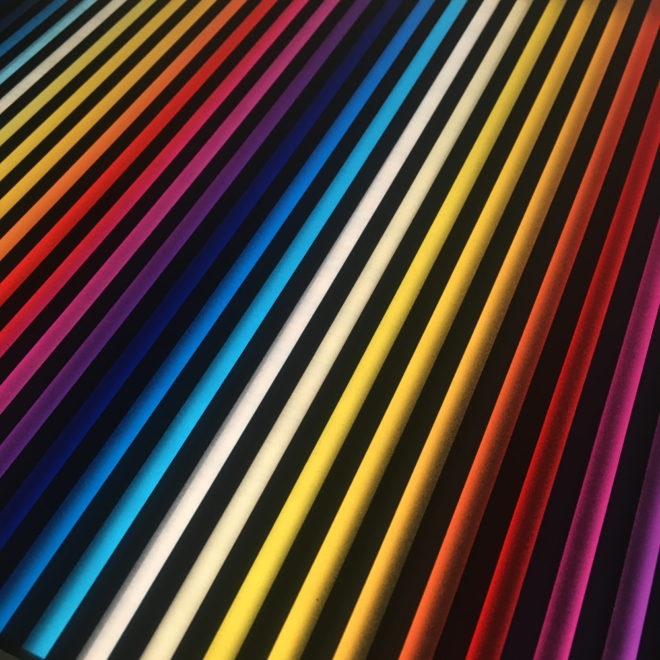 Prismacolor #2 Rainbow Optical Effect - 12×12 Lightbox by Mini-Cinema (Detail 3)